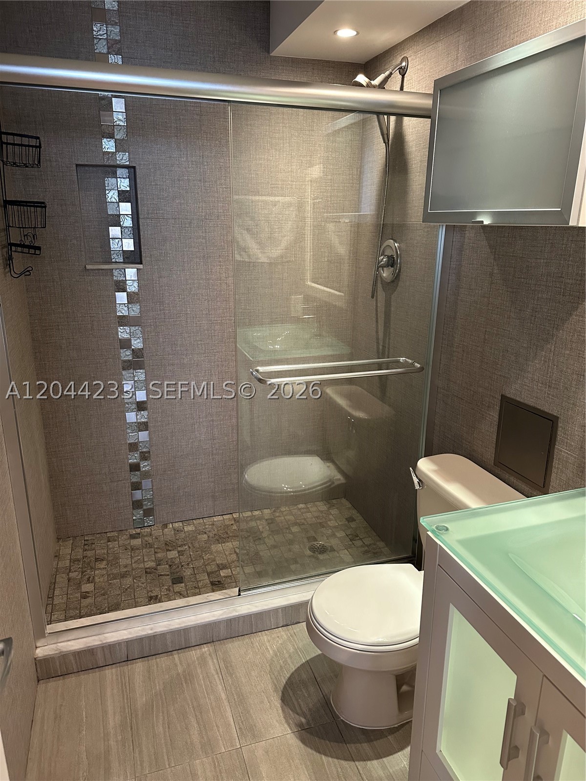 6039 Collins Ave #1205 Miami Beach, FL 33140