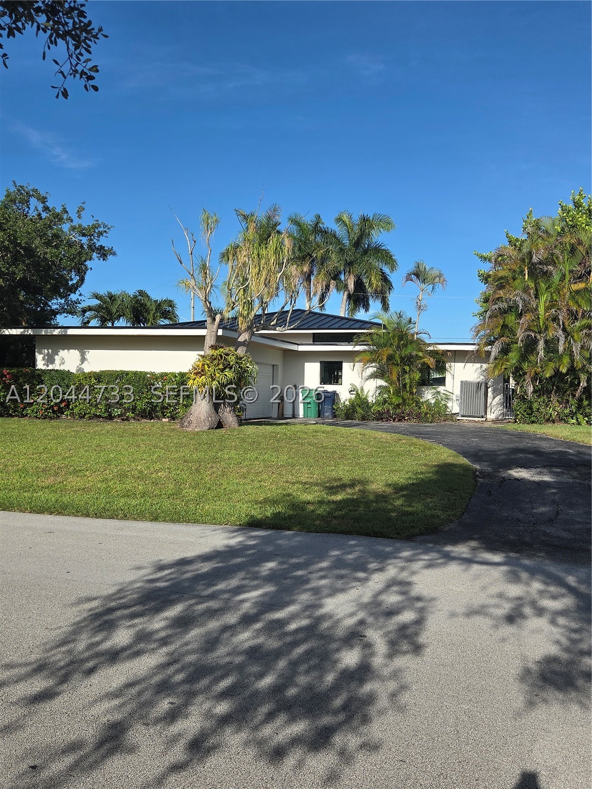 8880 SW 149th St Palmetto Bay, FL 33176
