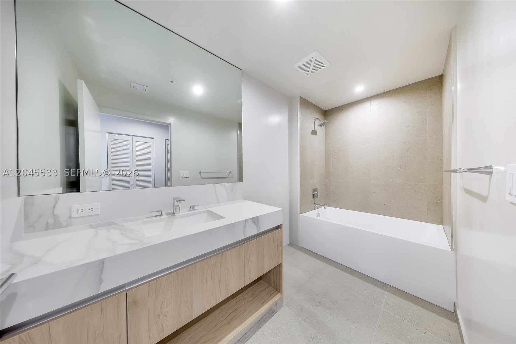image The Crosby Miami Worldcenter5