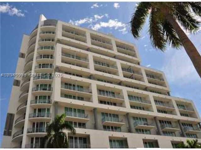 350 NE 24th St #813