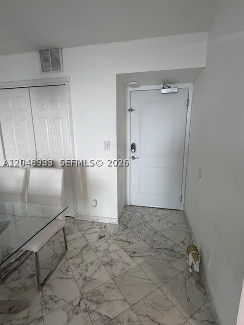 image Arlen House East10