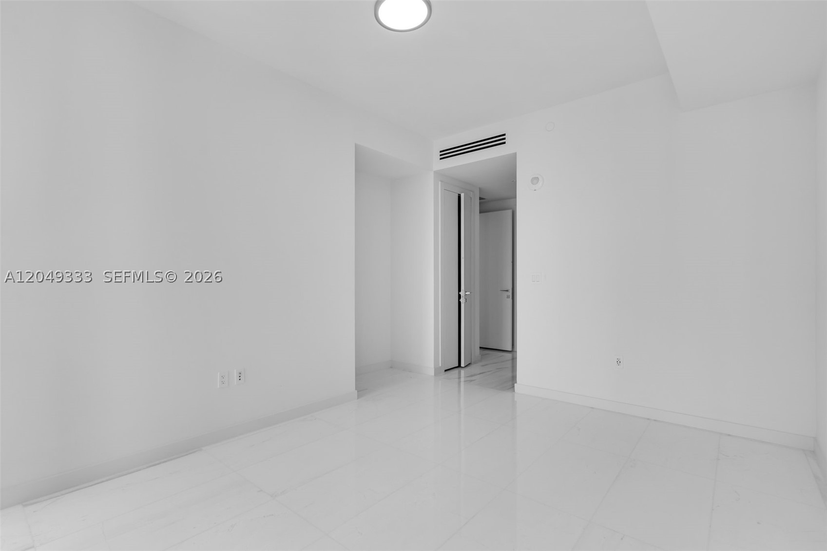 image Aston Martin Residence12