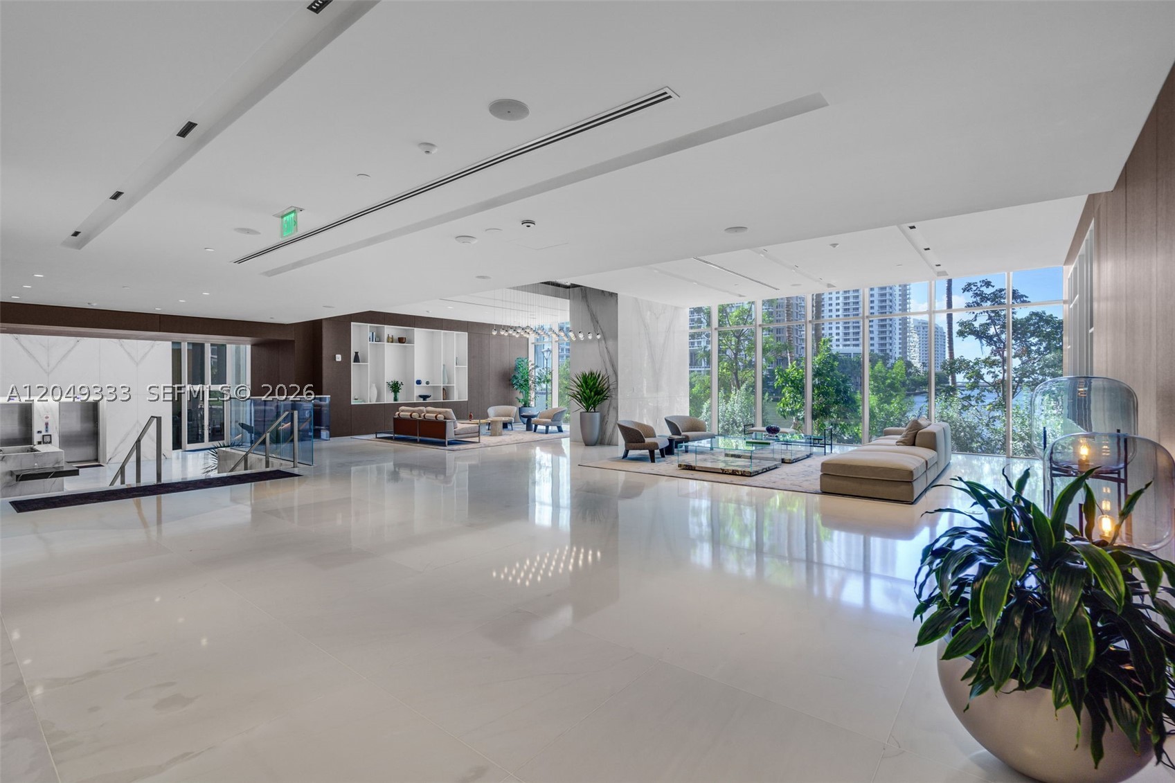 image Aston Martin Residence33