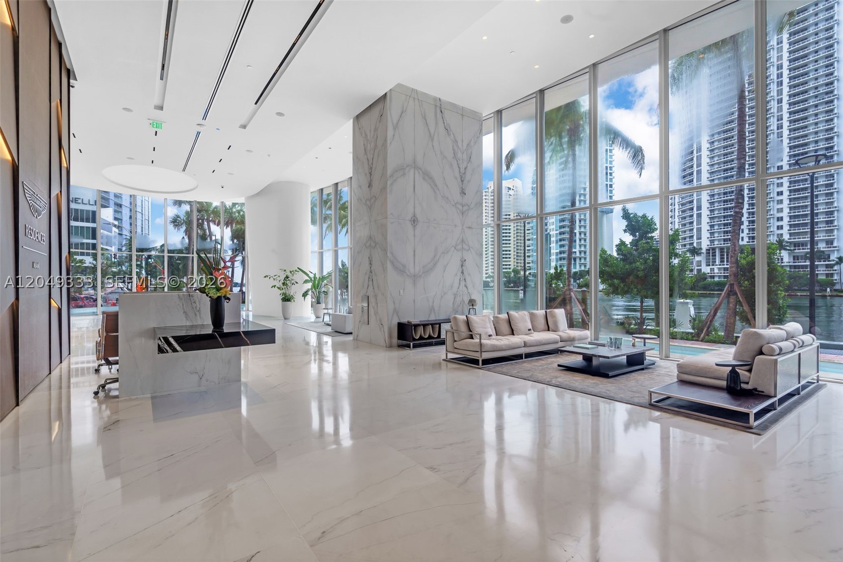 image Aston Martin Residence41
