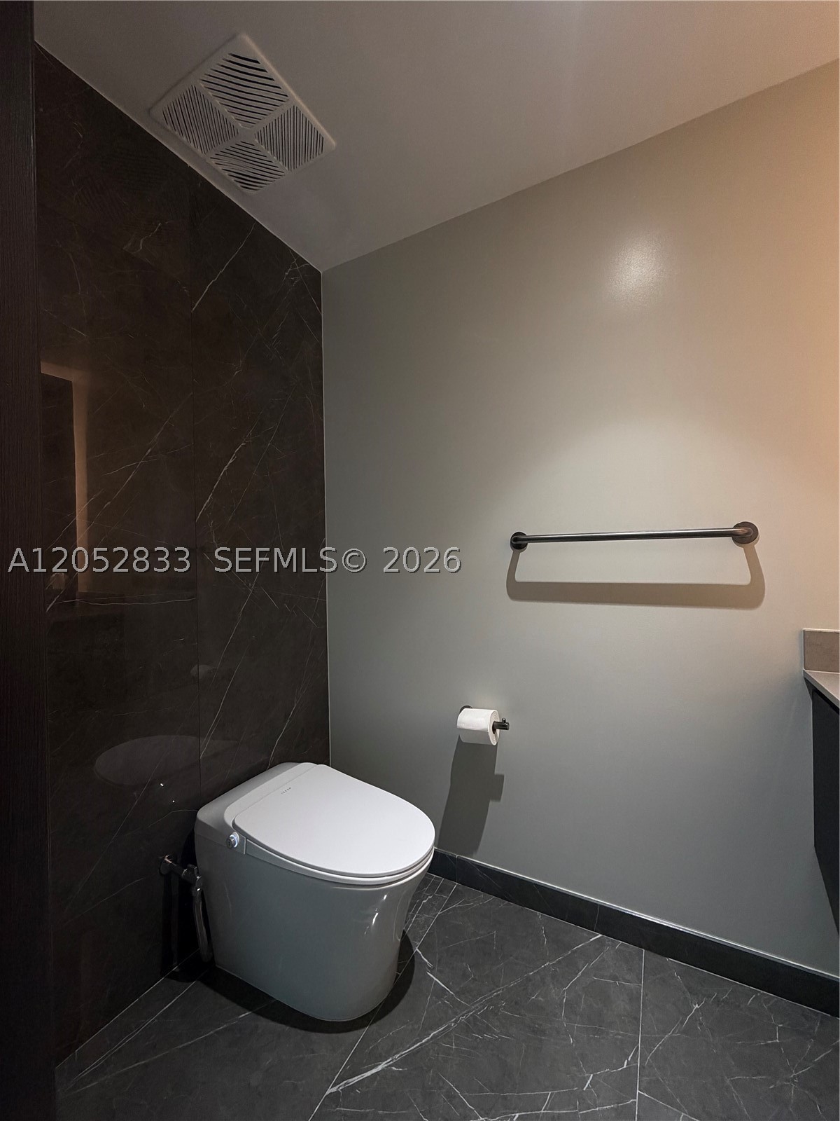 image E11EVEN Hotel & Residences2