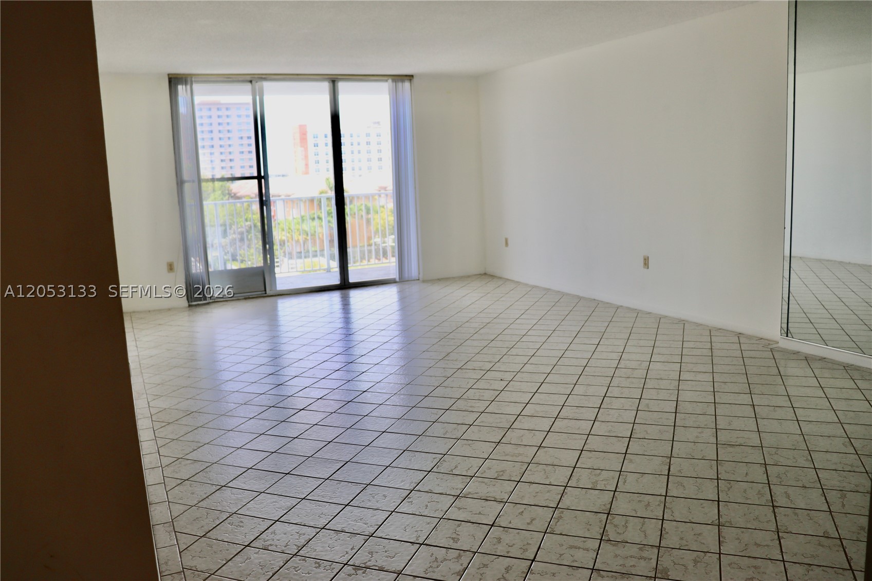 2801 NE 183rd St #405W Aventura, FL 33160