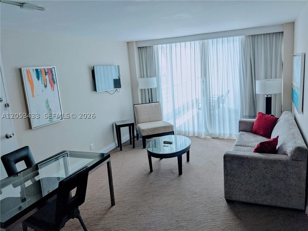 2670 E Sunrise Blvd #523