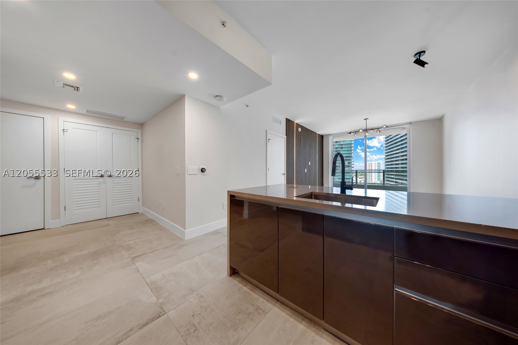 image The Bond on Brickell15