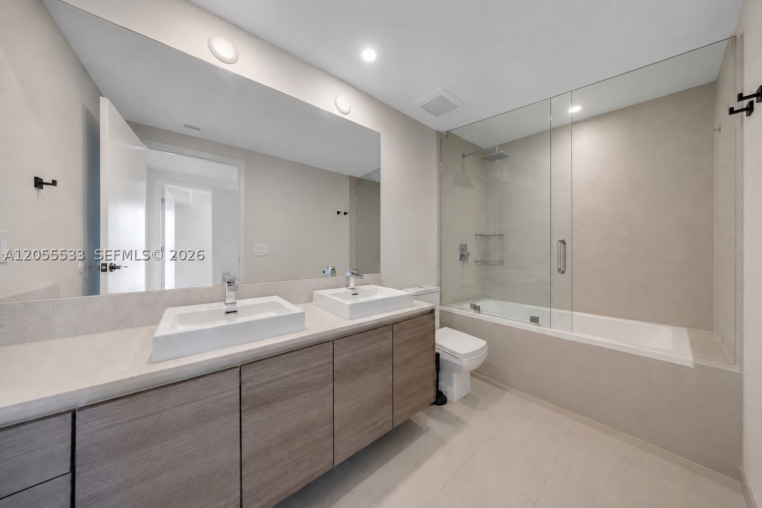 image The Bond on Brickell24