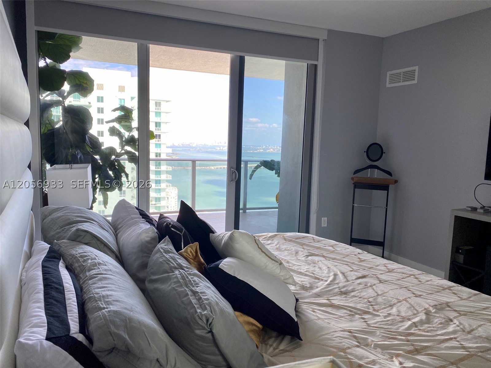 image Aria on the Bay9