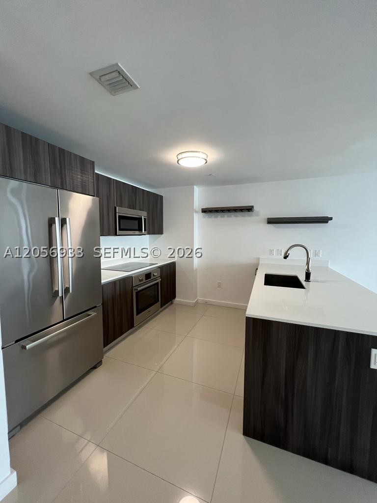 image Aria on the Bay21