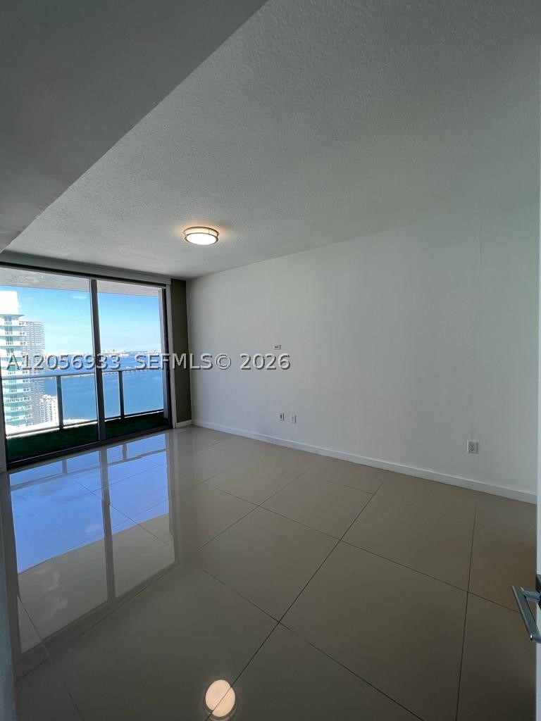 image Aria on the Bay23