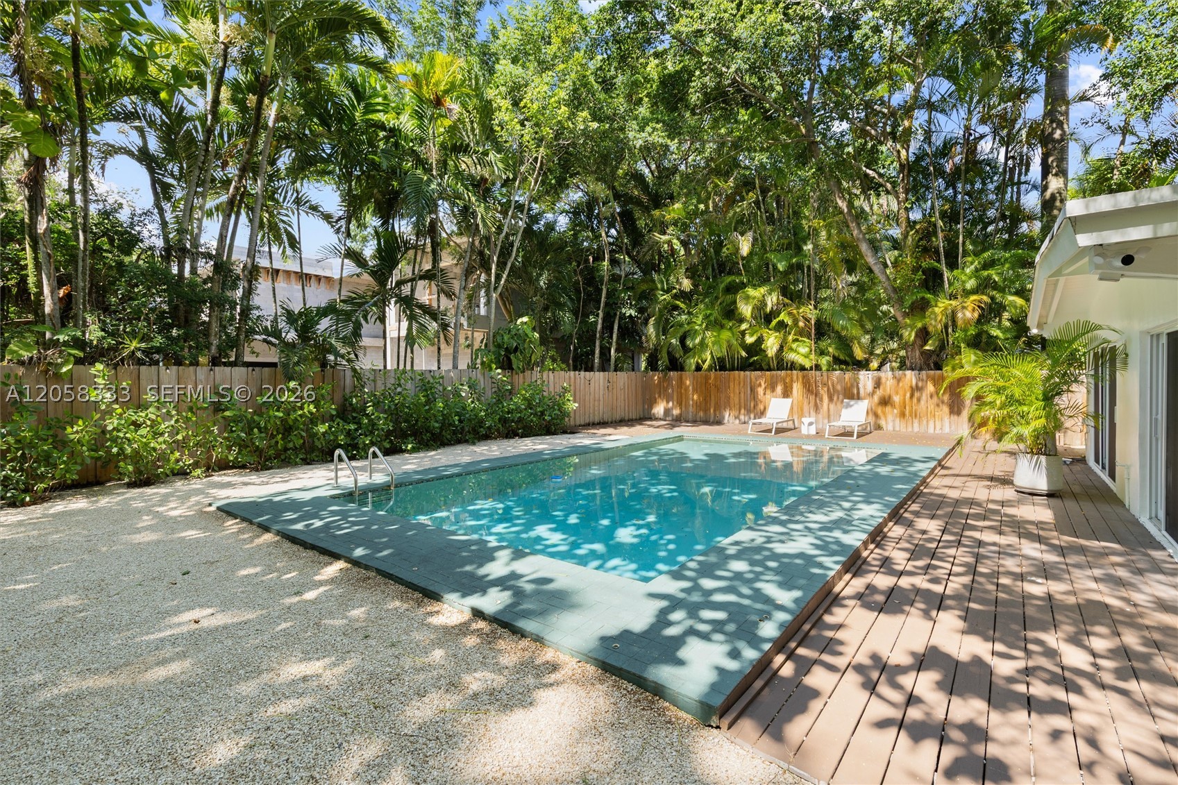 3700 Loquat Ave Miami, FL 33133