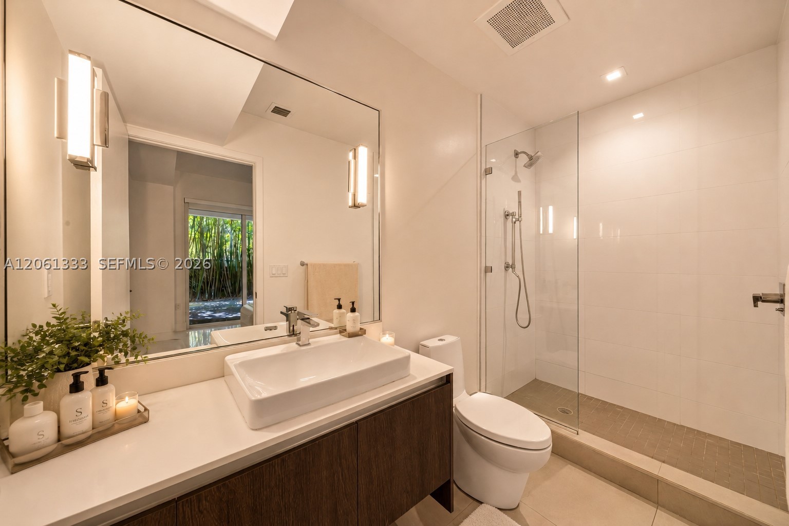 image One Bay Residences10