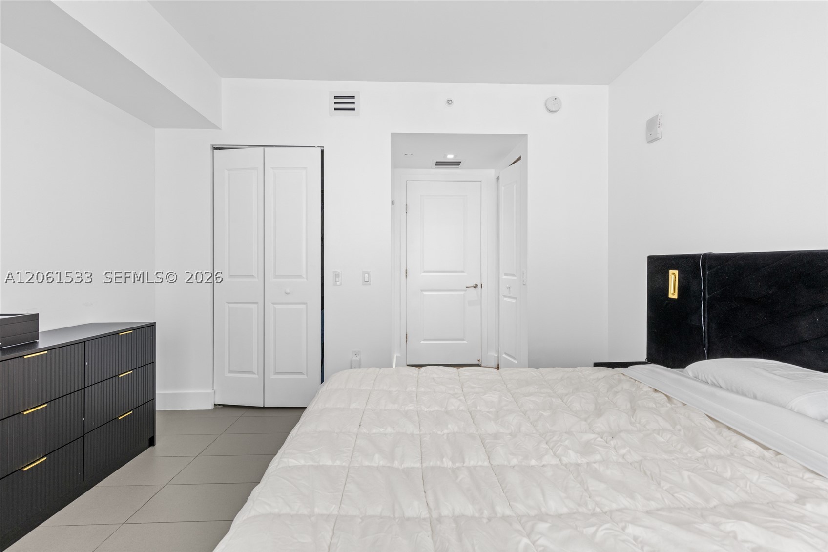 image Canvas9