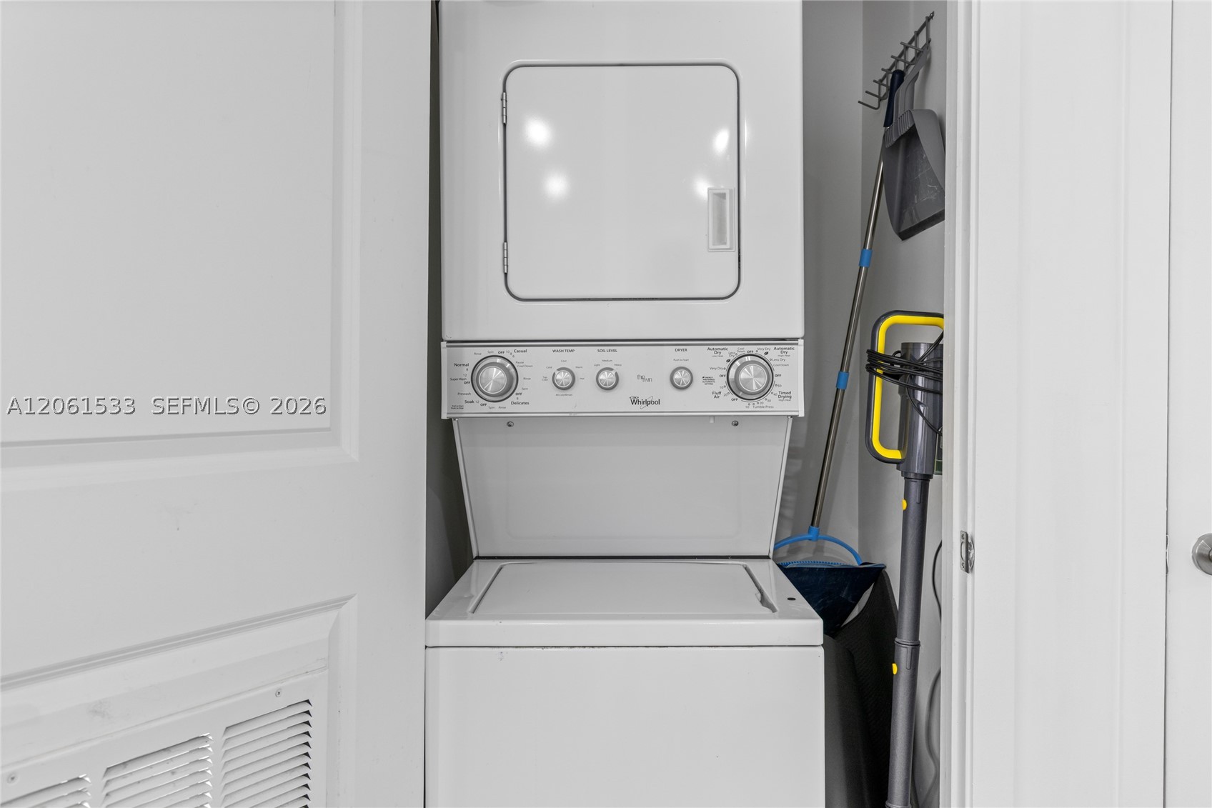 image Canvas10