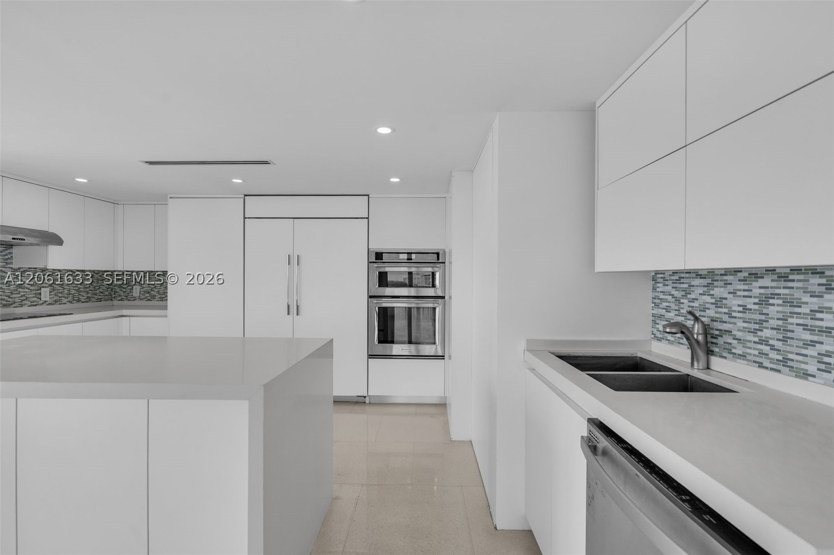 881 Ocean Dr #7H Key Biscayne, FL 33149