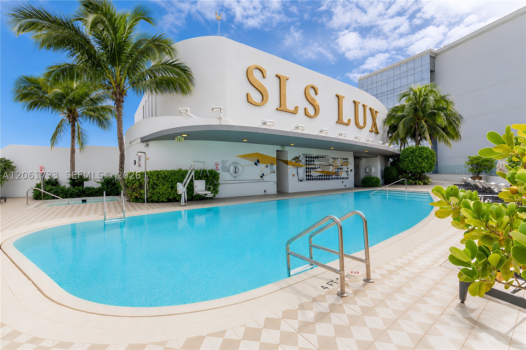 image SLS Lux33