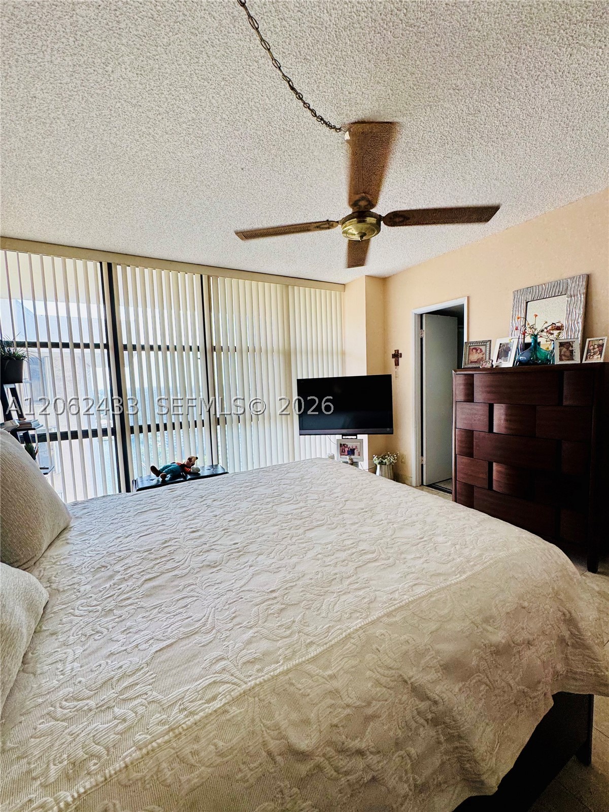 18181 NE 31st Ct #PH03 Aventura, FL 33160