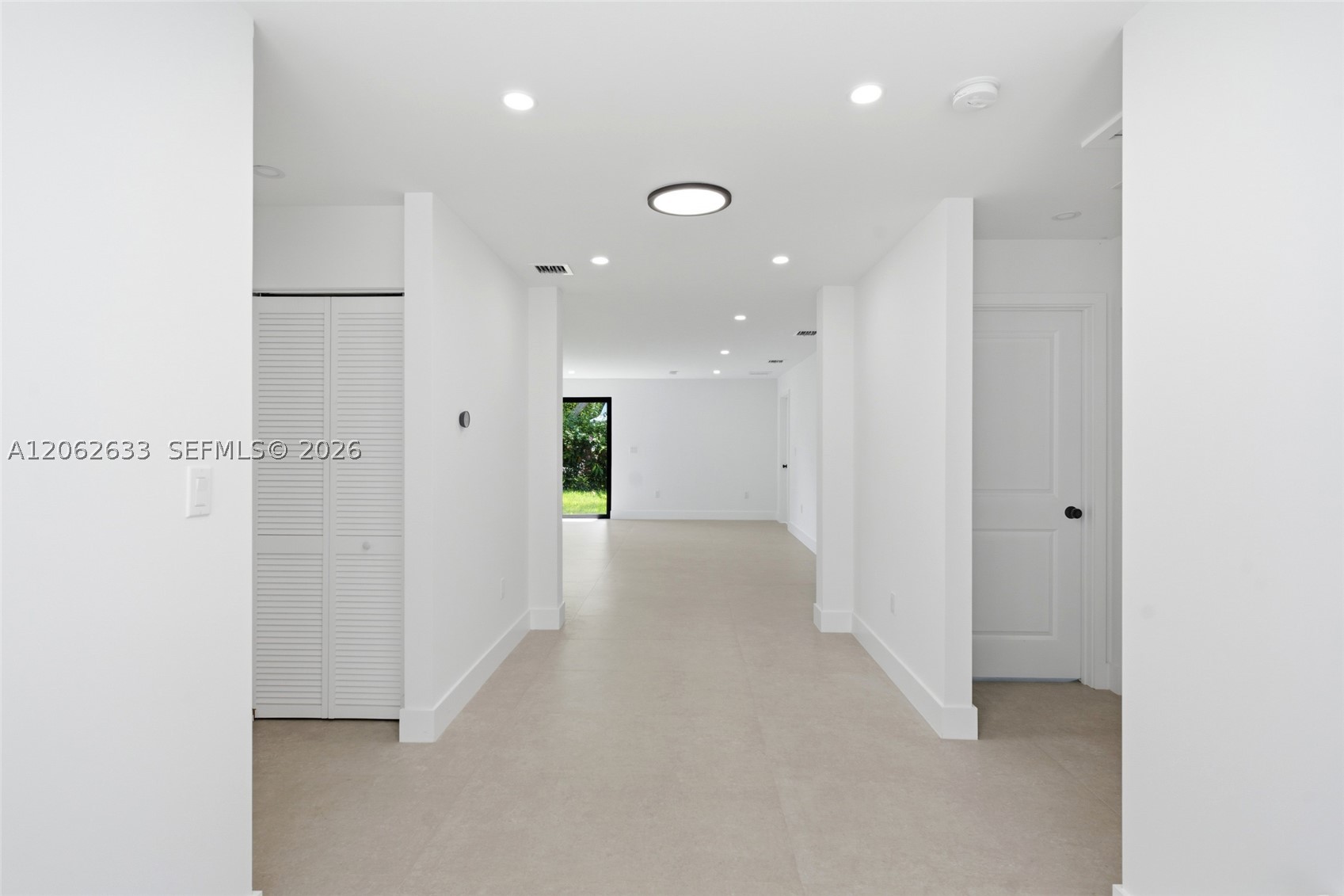 6421 SW 59th Ave South Miami, FL 33143