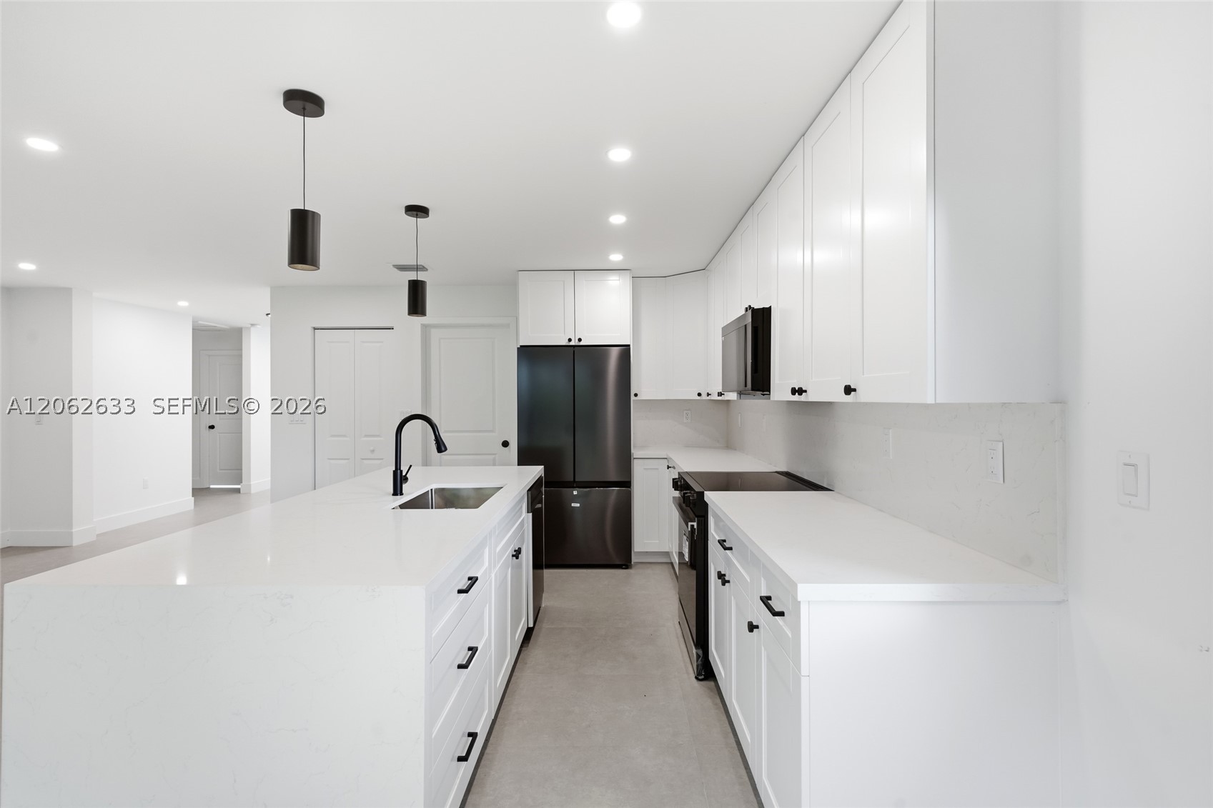 6421 SW 59th Ave South Miami, FL 33143