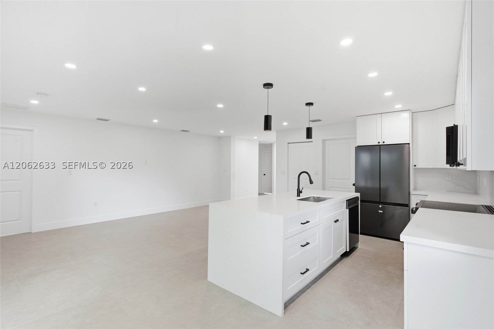 6421 SW 59th Ave South Miami, FL 33143