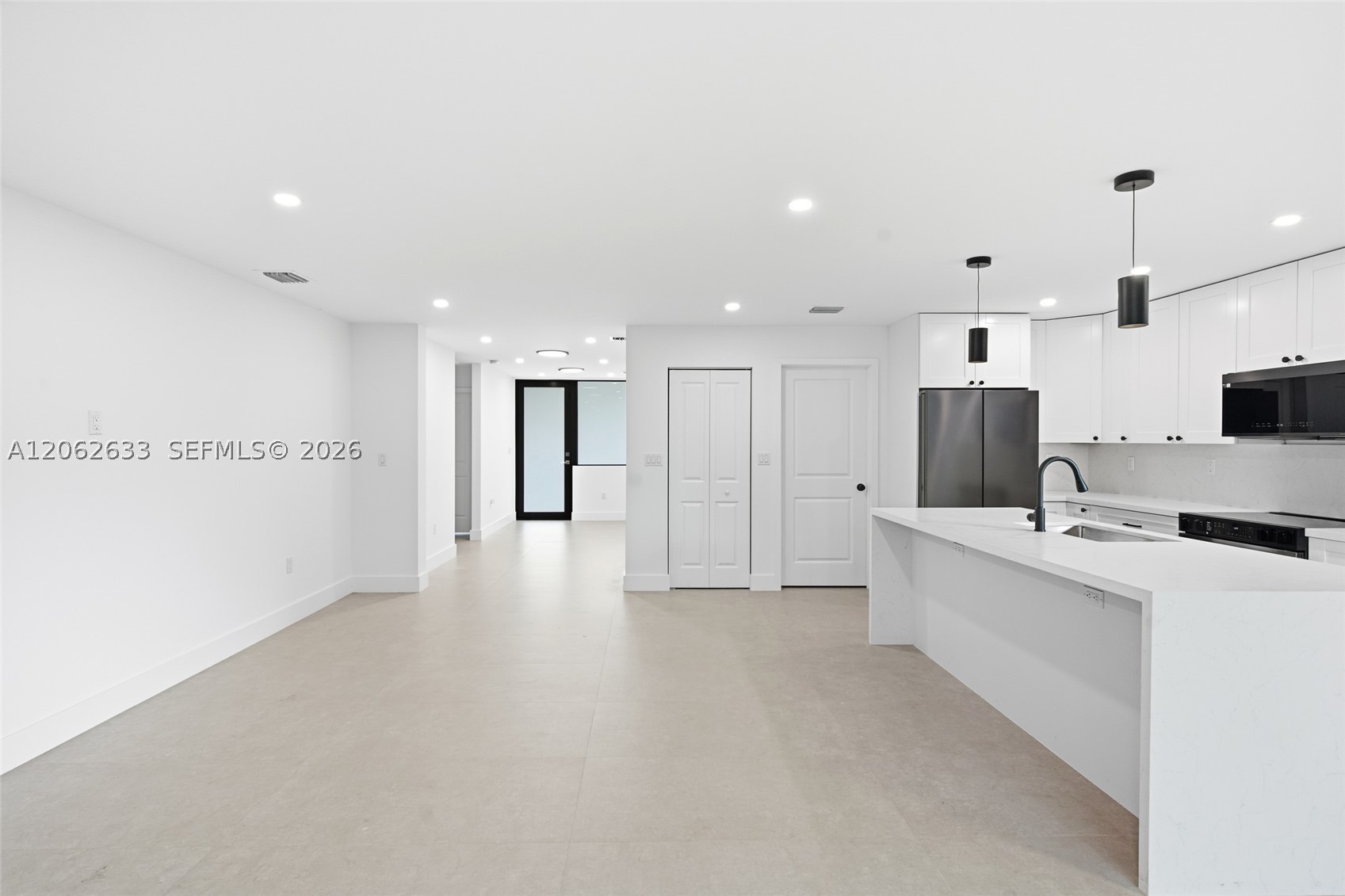 6421 SW 59th Ave South Miami, FL 33143