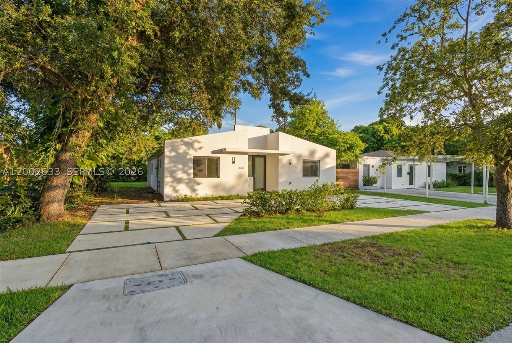 6421 SW 59th Ave South Miami, FL 33143