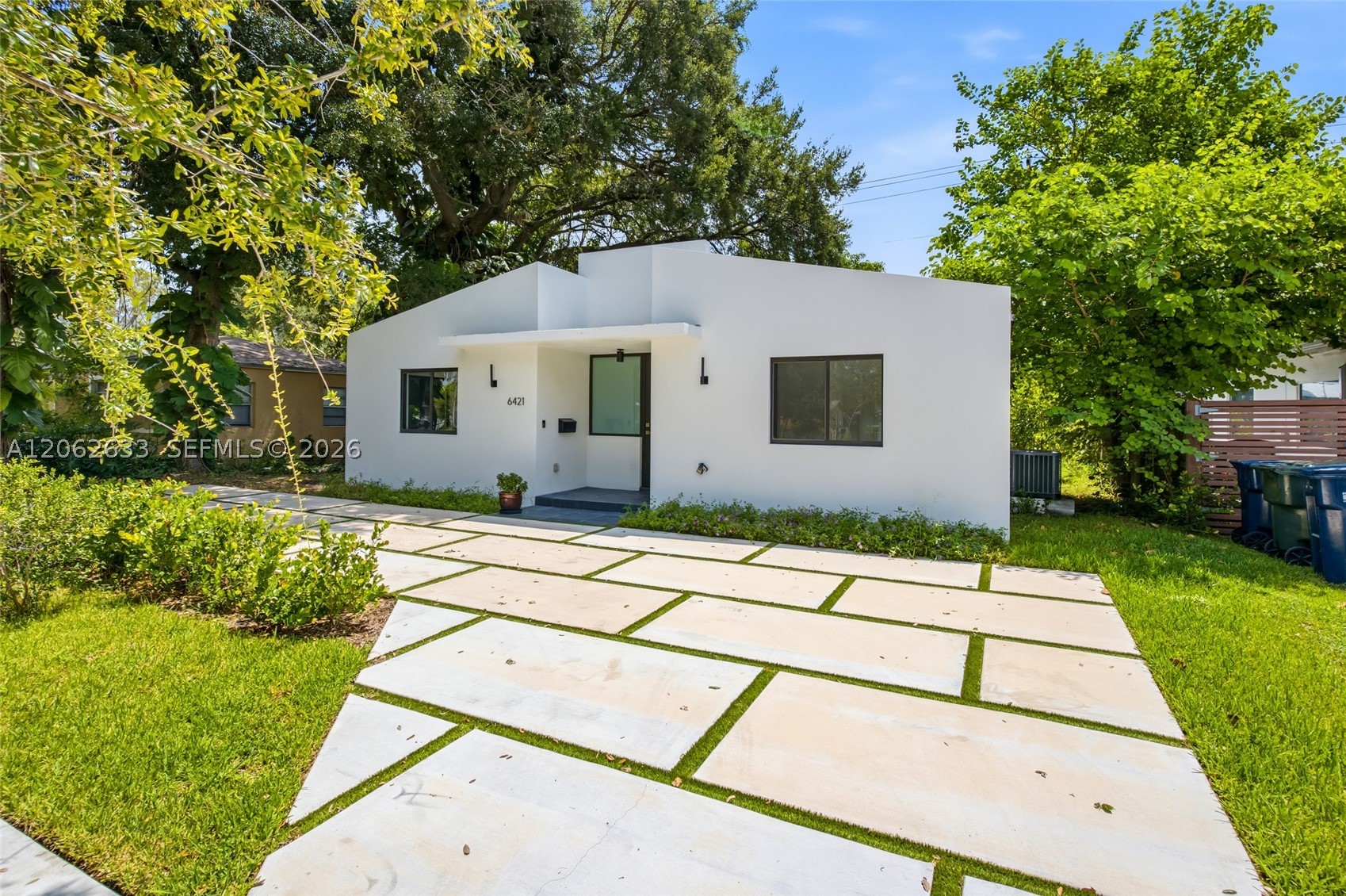 6421 SW 59th Ave South Miami, FL 33143