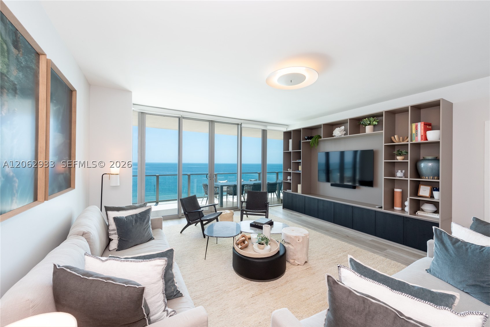360 Ocean Dr #904S