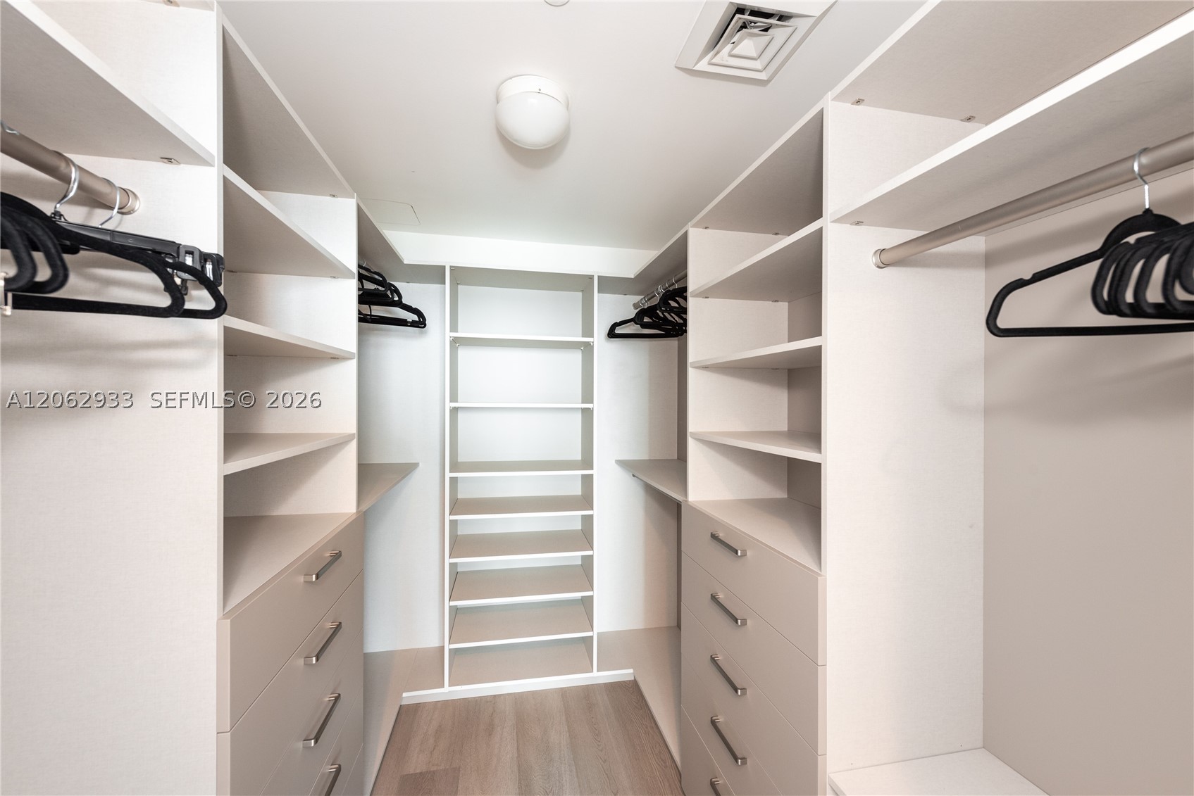 360 Ocean Dr #904S Key Biscayne, FL 33149