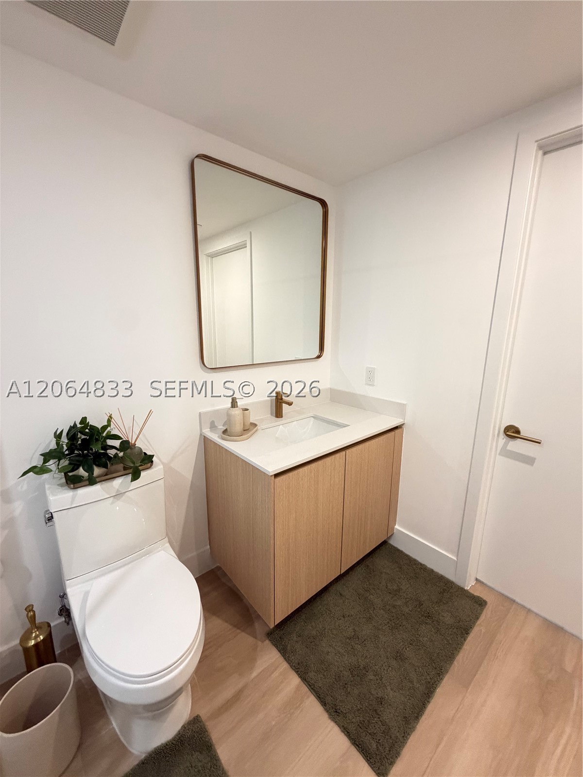 image The Standard Residences Midtown Miami15