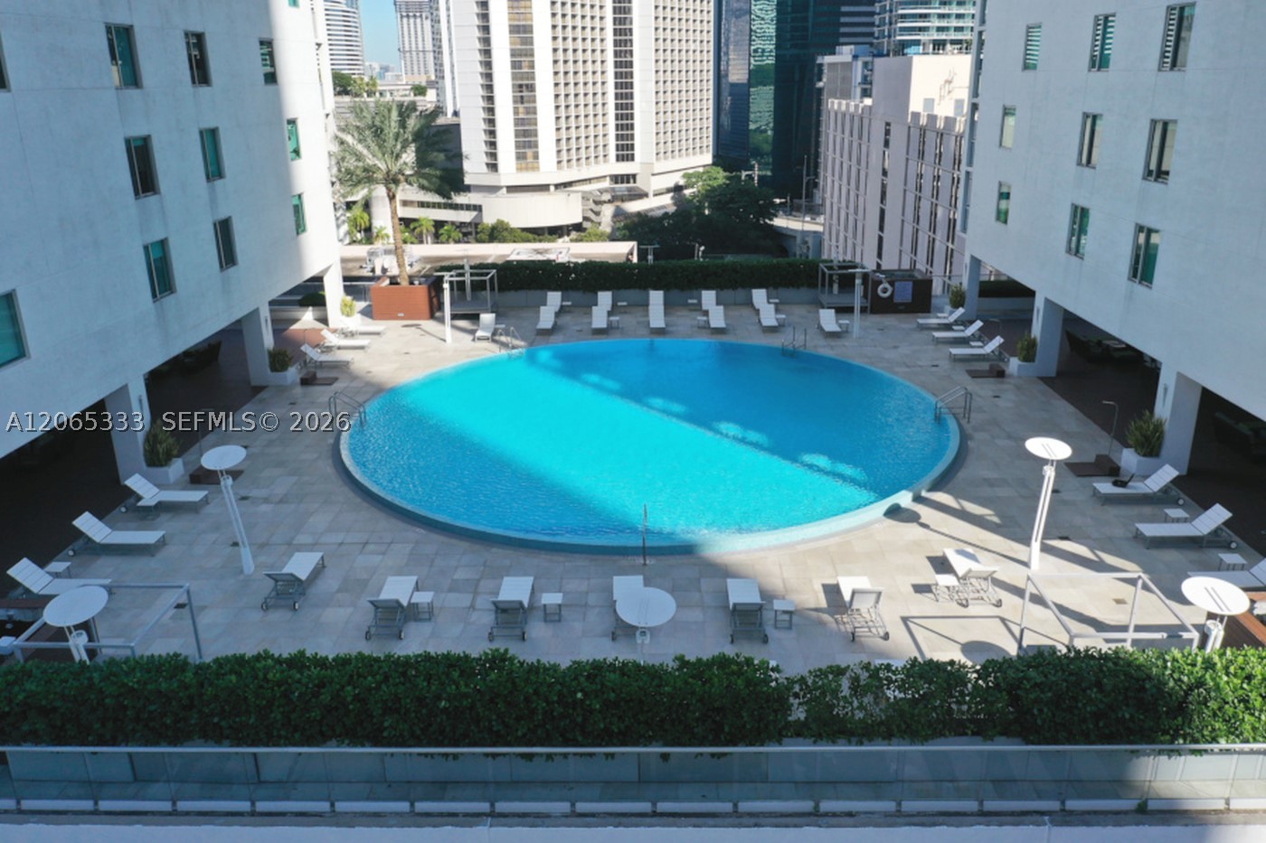 image 500 Brickell West15