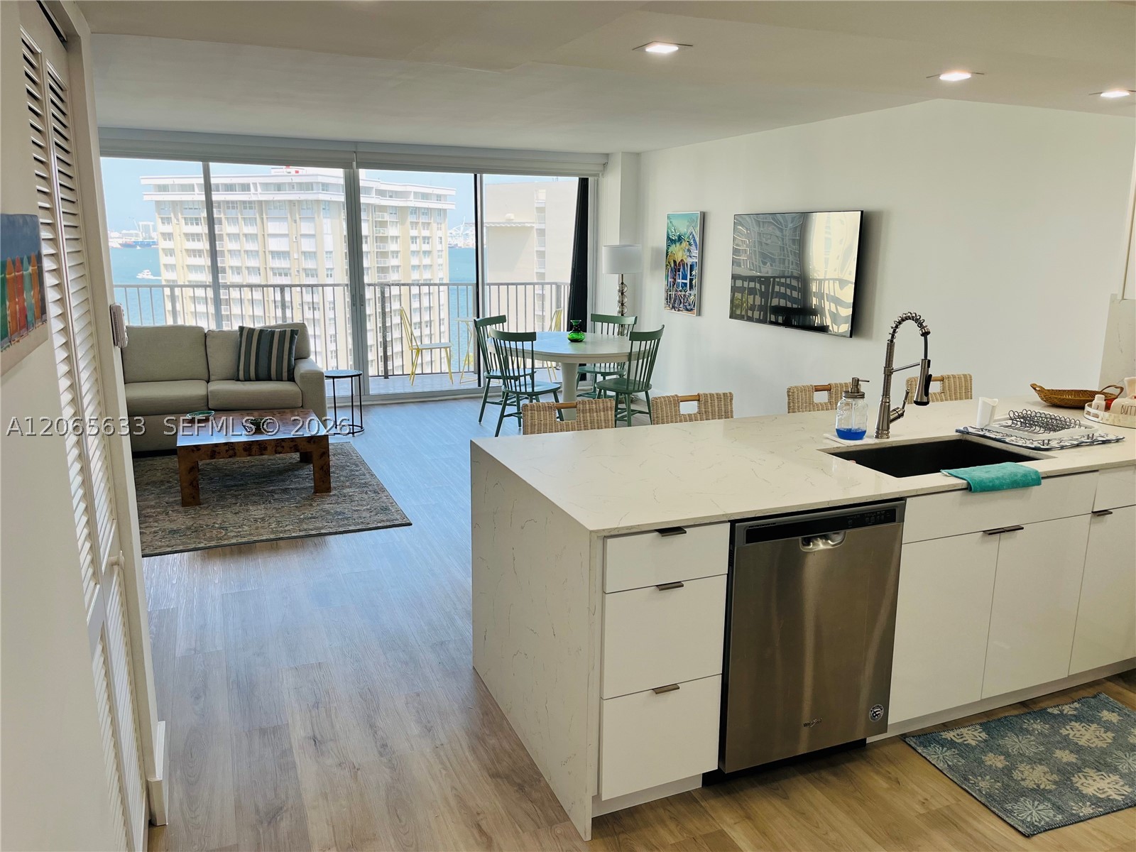 1450 Brickell Bay Dr #1414