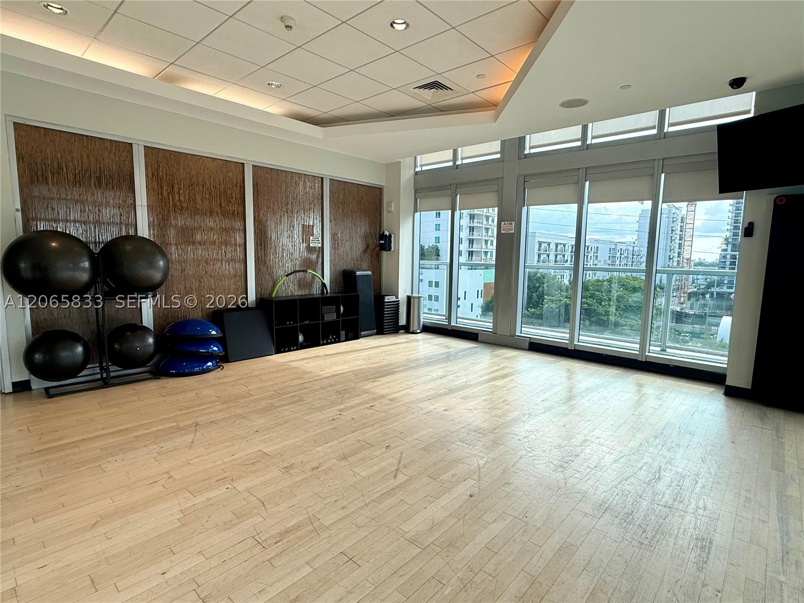 image Axis on Brickell South21