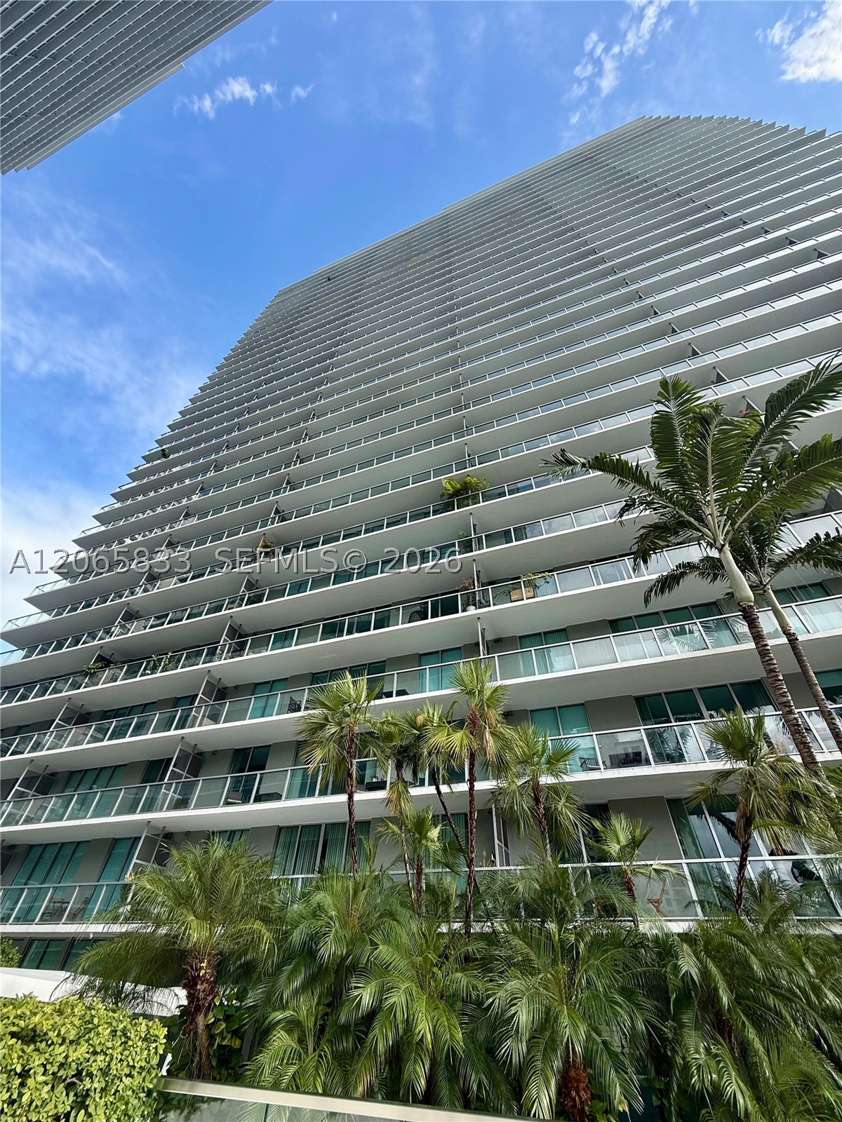 image Axis on Brickell South2