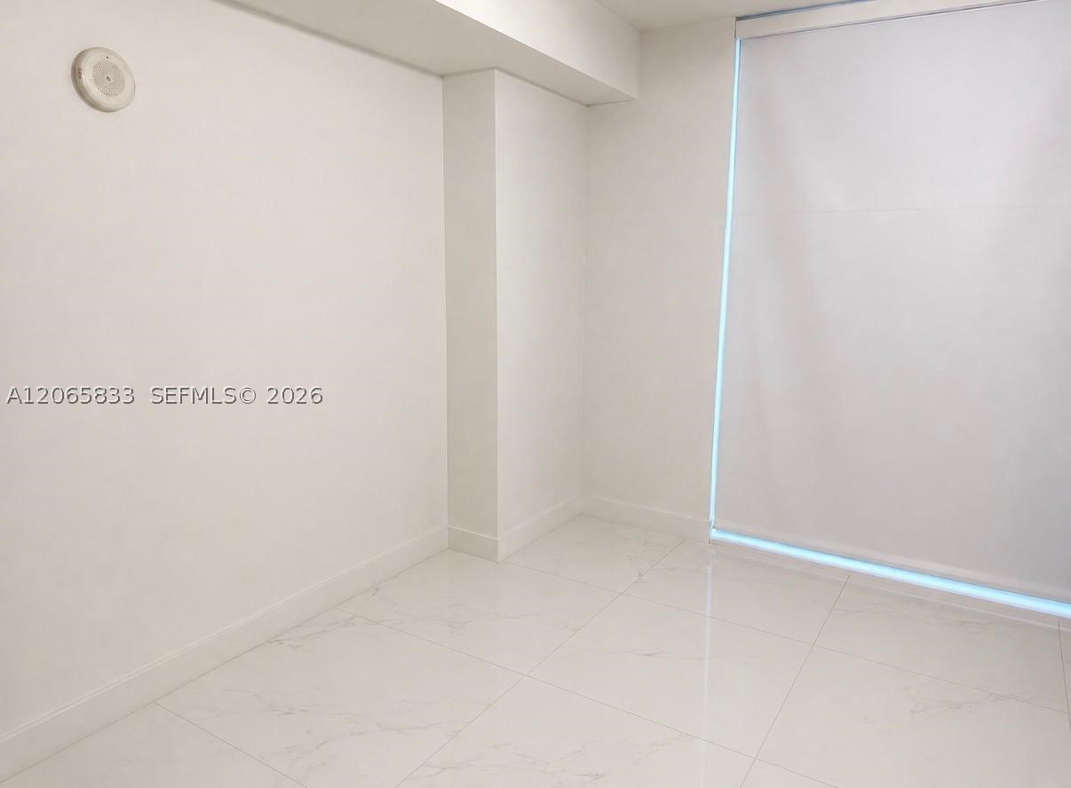 image Axis on Brickell South7