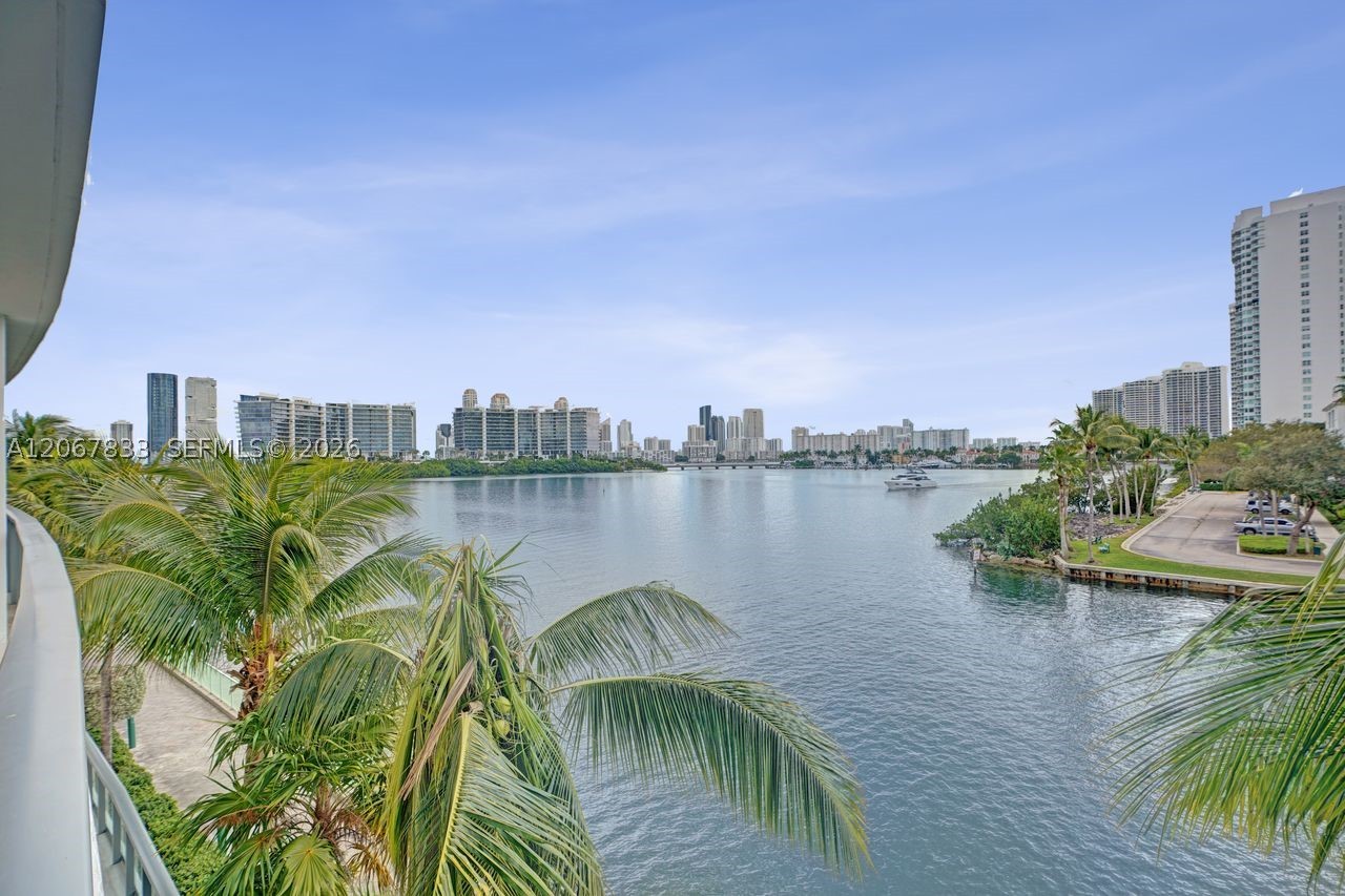 image Echo Aventura46