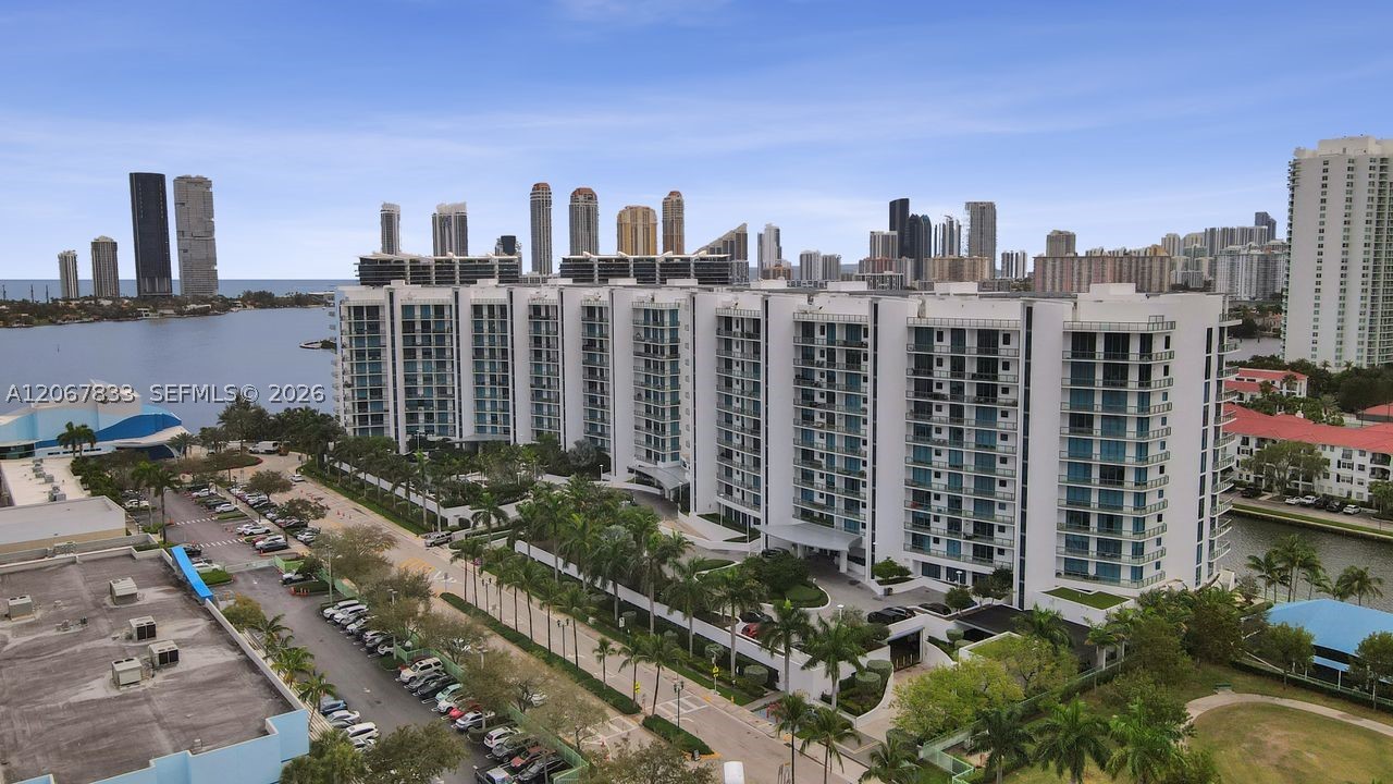 image Echo Aventura50