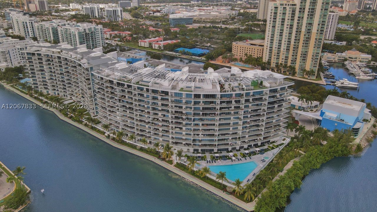 image Echo Aventura52