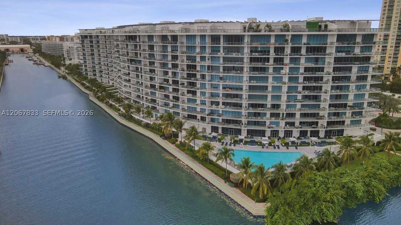image Echo Aventura53