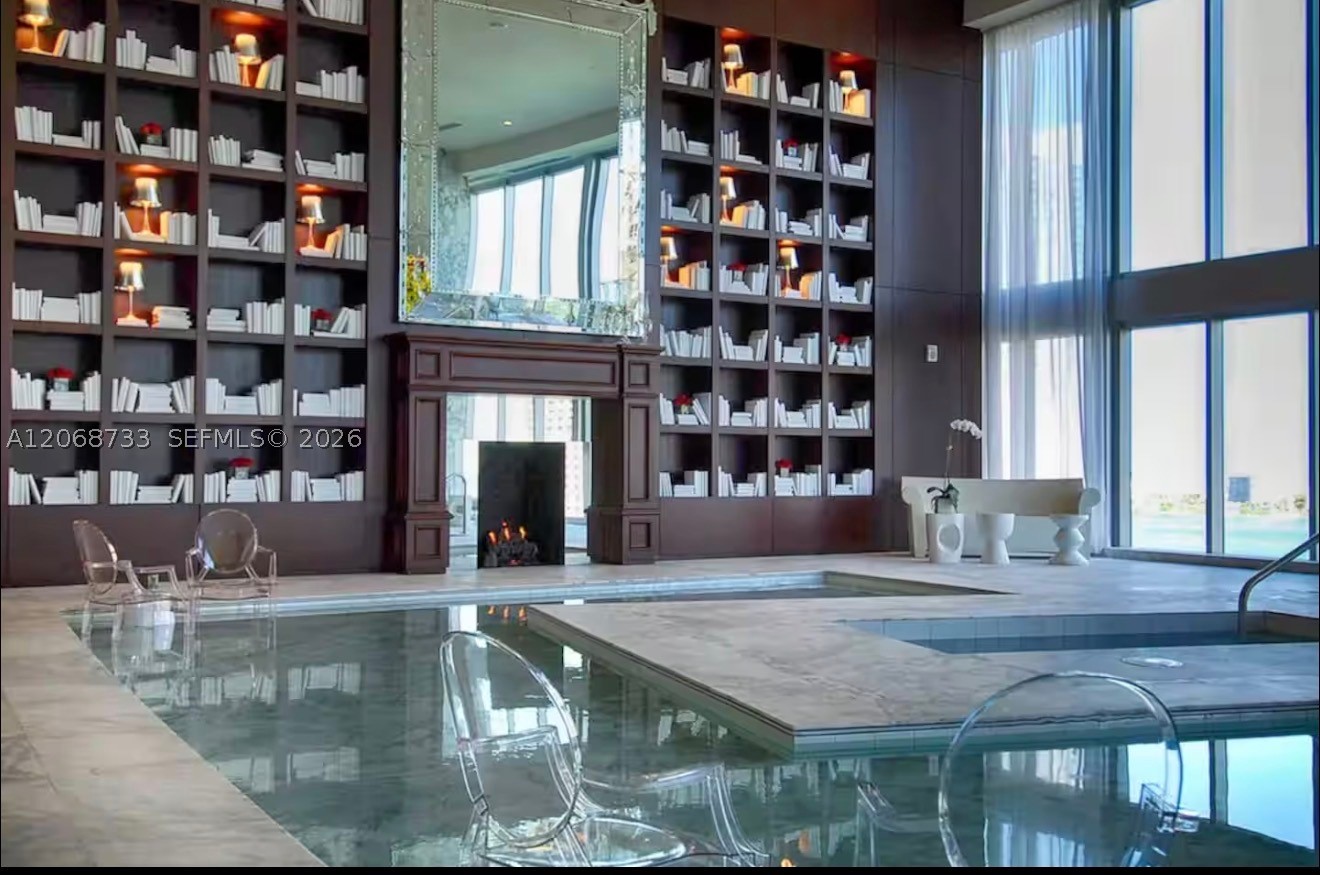 image Icon Brickell III (W Miami)17