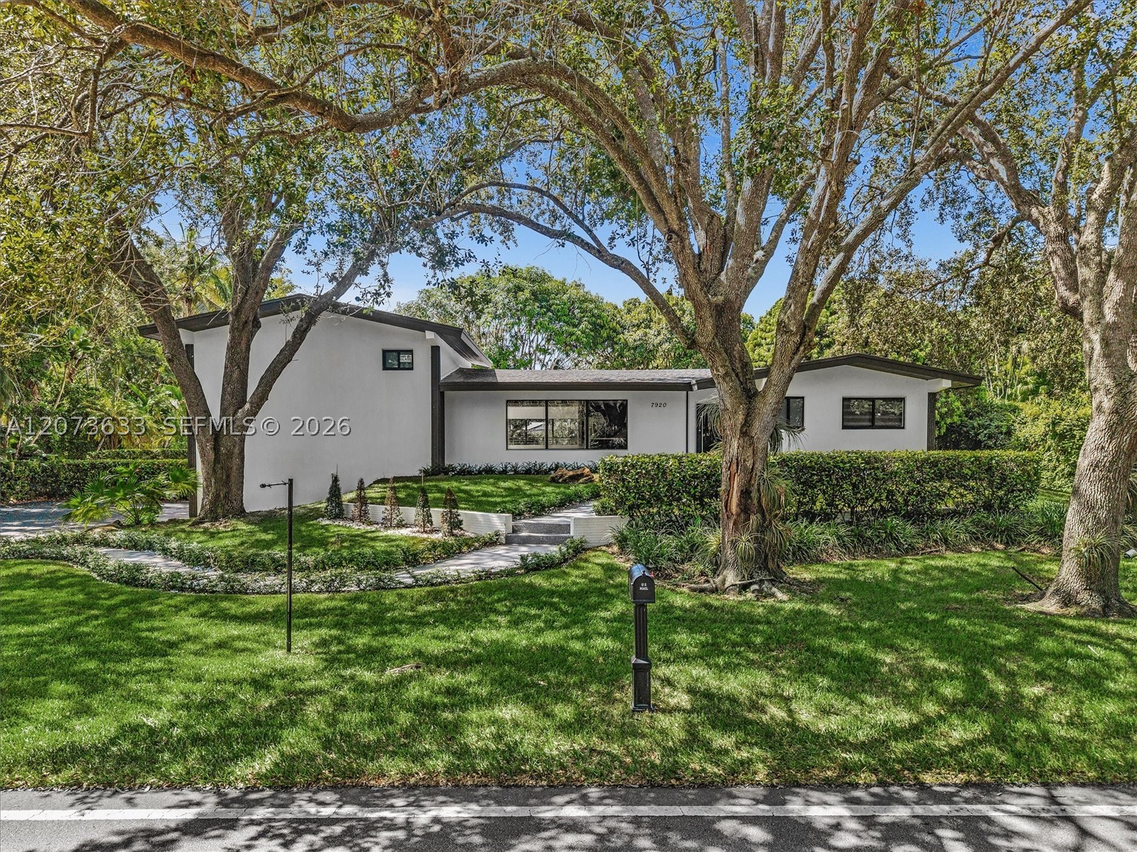 7920 SW 132nd St Pinecrest, FL 33156