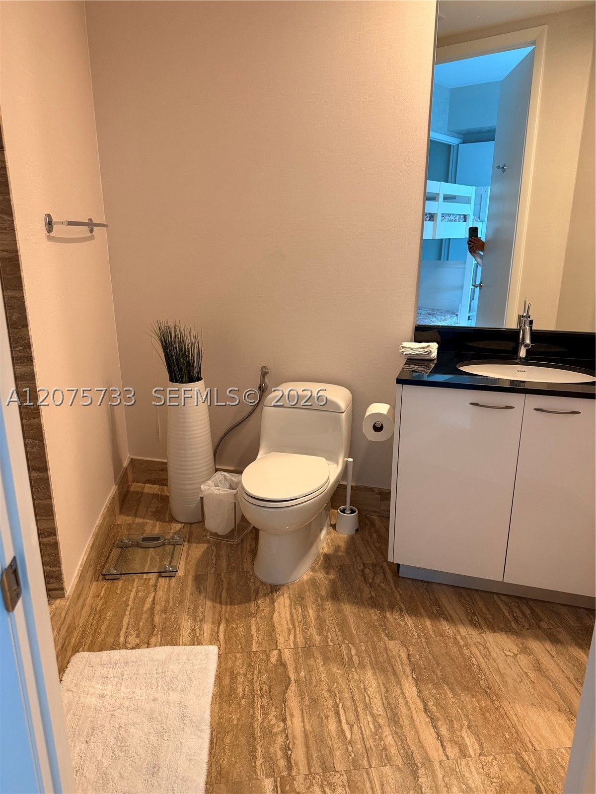 16001 SW Collins Ave #2406 Sunny Isles Beach, FL 33160