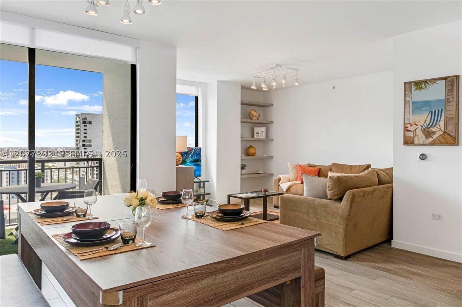 image Nine at Mary Brickell Village0