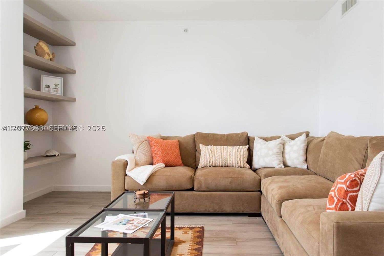 image Nine at Mary Brickell Village3