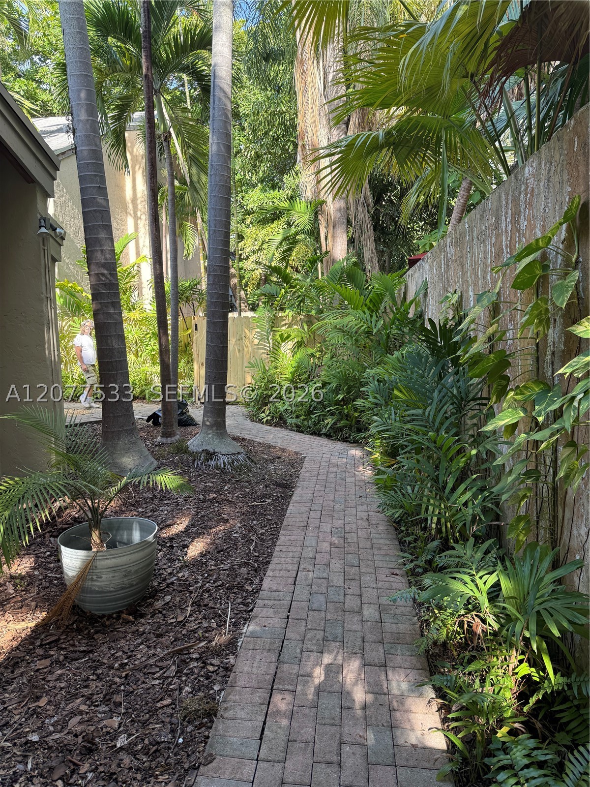 3165 Center St #1 Miami, FL 33133