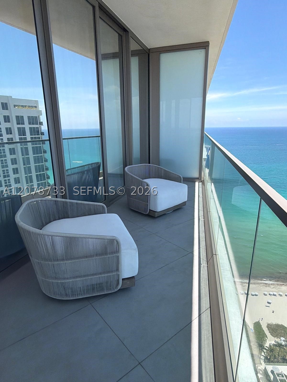 18975 Collins Ave #2905