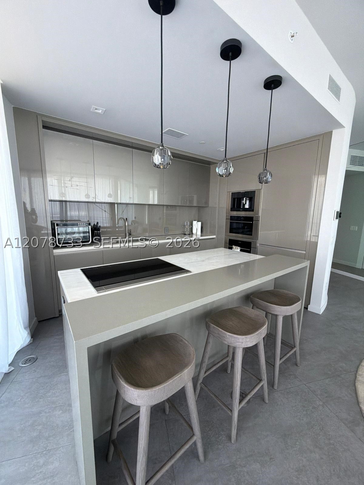 18975 Collins Ave #2905 Sunny Isles Beach, FL 33160