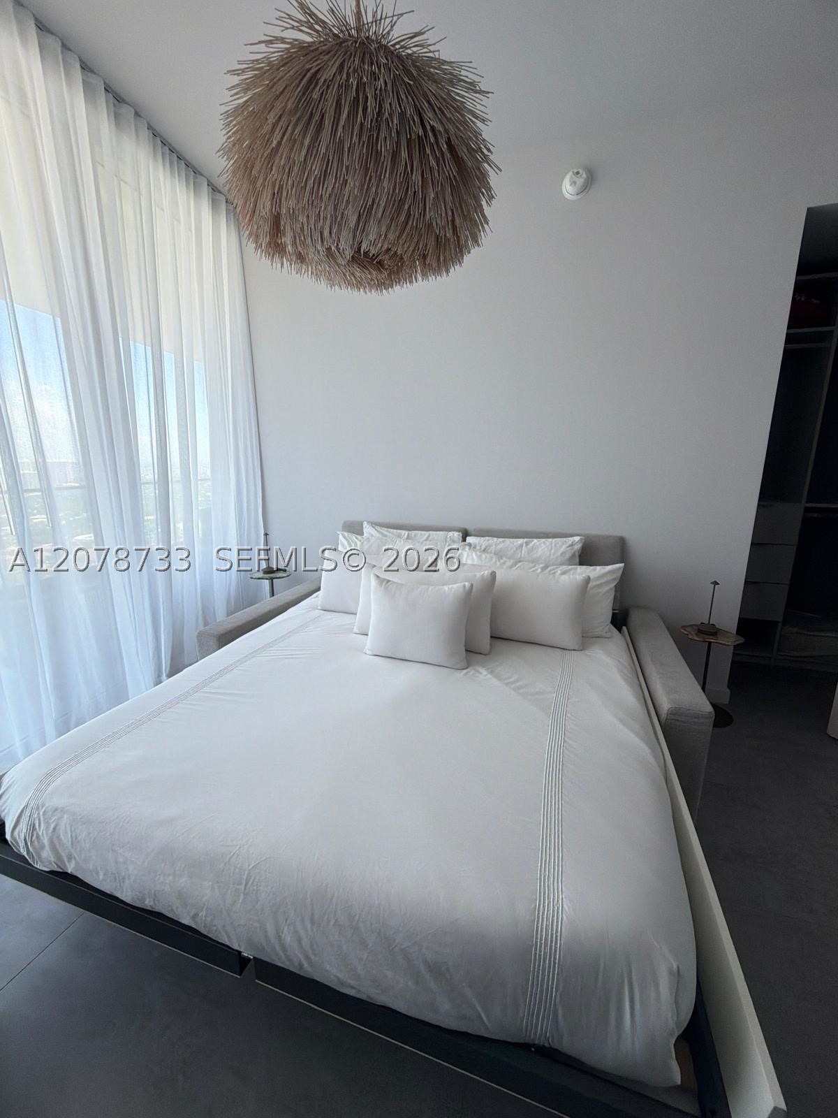 18975 Collins Ave #2905 Sunny Isles Beach, FL 33160